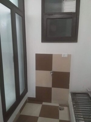 Furnished Amenities in 2 BHK Builder Floor at Vasundhara – for Sale