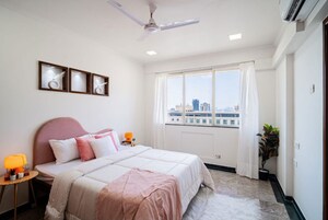 2 BHK Apartment For Rent in Yashashree CHS Bandra, Bandra East