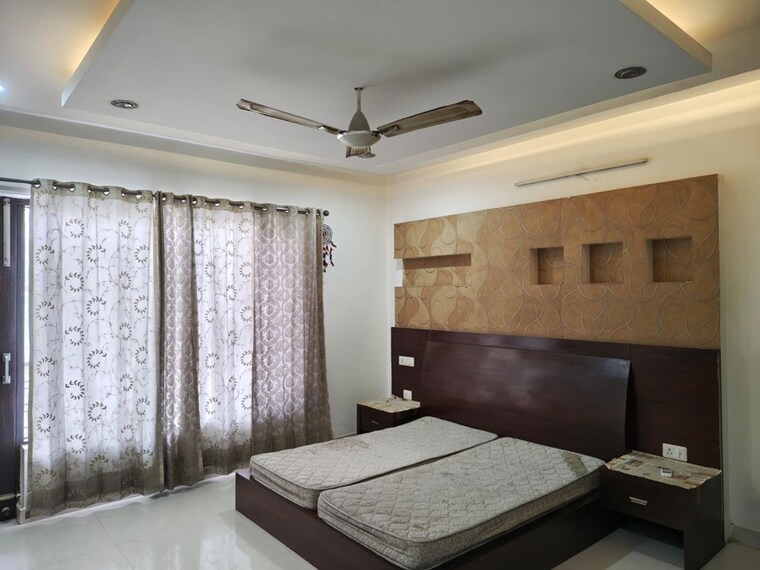 Bedroom, sector 4 4 Bedroom 4725 Sq.Ft. Builder Floor In Sector 4 Gurgaon 10606469