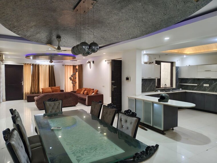 Living Room, sector 4 4 Bedroom 4725 Sq.Ft. Builder Floor In Sector 4 Gurgaon 10606469