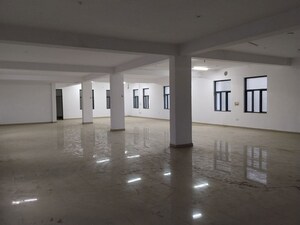 Team Area in  Warehouse at Sector 63a – for Rent