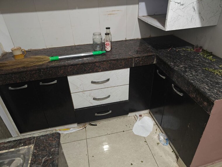 Kitchen, express-zenith 2.5 Bedroom 1190 Sq.Ft. Apartment In Sector 77 Noida 10605696
