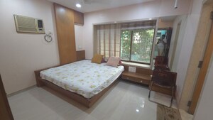 Bedroom in 3 BHK Apartment at Goregaon West – for Rent