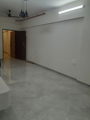 Living Room in 2 BHK Apartment at Chembur – for Rent