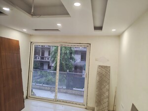 Room in 4 BHK Builder Floor at Sector 4 – for Sale