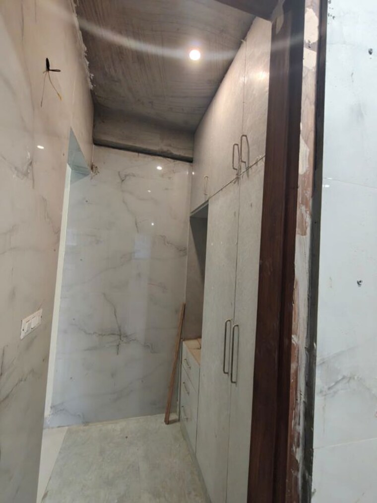 Bathroom, sector 4 4 Bedroom 2628 Sq.Ft. Builder Floor In Sector 4 Gurgaon 10606496