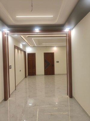 Building Lobby in 3 BHK Villa at Arsha Madhav Greens, Gomti Nagar – for Sale