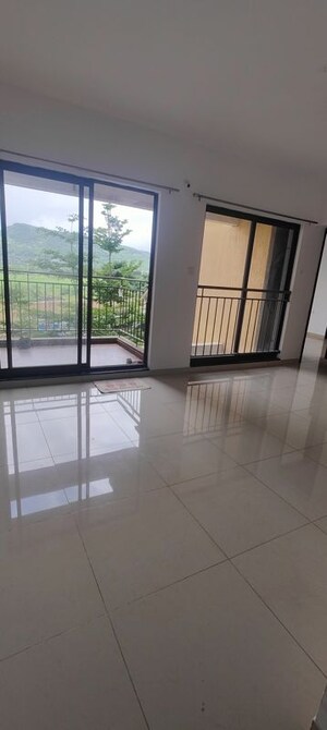 Room in 2 BHK Apartment at Shapoorji Pallonji Joyville Hinjewadi, Hinjewadi – for Rent