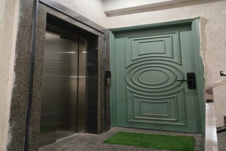 Room, sector 4 3 Bedroom 2250 Sq.Ft. Builder Floor In Sector 4 Gurgaon 10606520