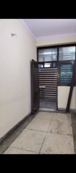 2 BHK Independent House For Rent in RWA Apartments Sector 12, Sector 12