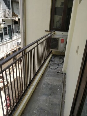 Balcony in 4 BHK Builder Floor at Safdarjung Enclave – for Rent