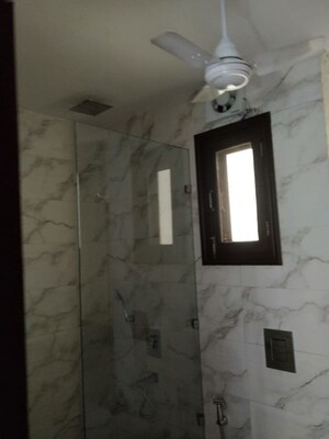 Bathroom in 4 BHK Builder Floor at Safdarjung Enclave – for Rent