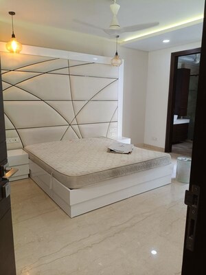 Bathroom in 6+ BHK Independent House at New Friends Colony – for Sale
