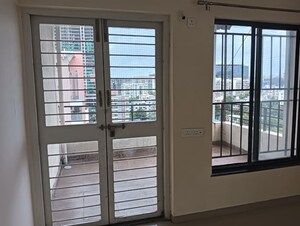 Room in 3 BHK Apartment at DSK Raanwara, Bavdhan – for Rent
