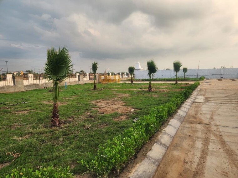 undefined, chhata  100 Sq.Yd. Plot In Chhata Vrindavan 10606548