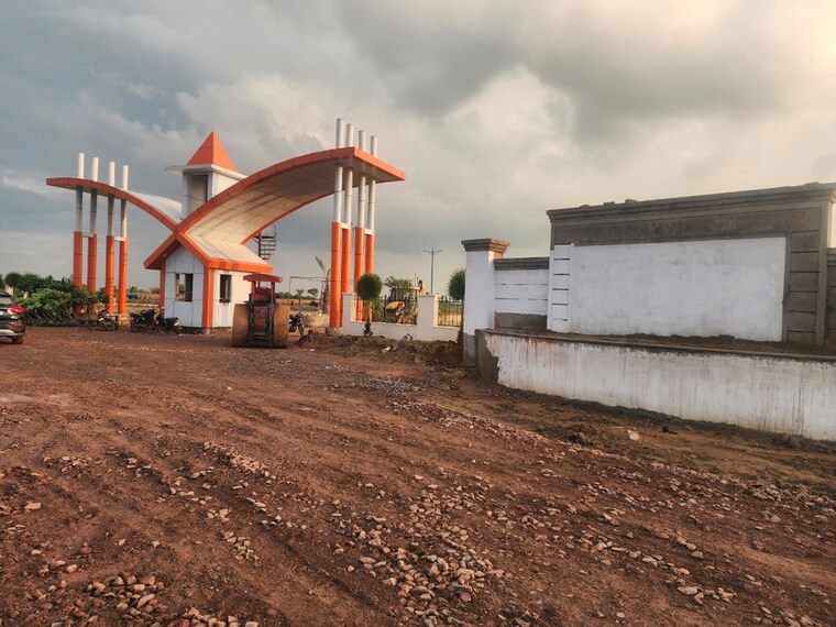 Exterior View, chhata  100 Sq.Yd. Plot In Chhata Vrindavan 10606548