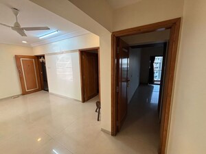 Room in 3 BHK Apartment at Dheeraj Devika, Bandra West – for Rent