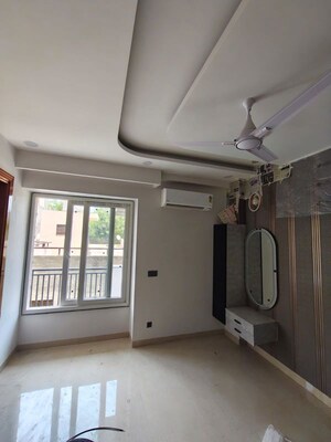 Room in 3 BHK Builder Floor at Sector 7 – for Sale