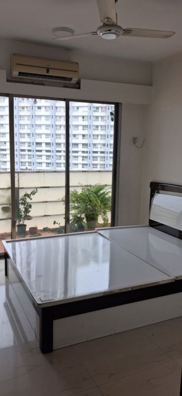 Balcony, lokhandwala-harmony 4 Bedroom 1600 Sq.Ft. Apartment In Worli Mumbai 10606551