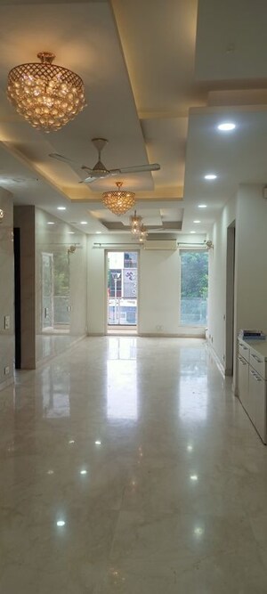 Building Lobby in 3 BHK Builder Floor at Mohit House, Sushant Lok I – for Rent