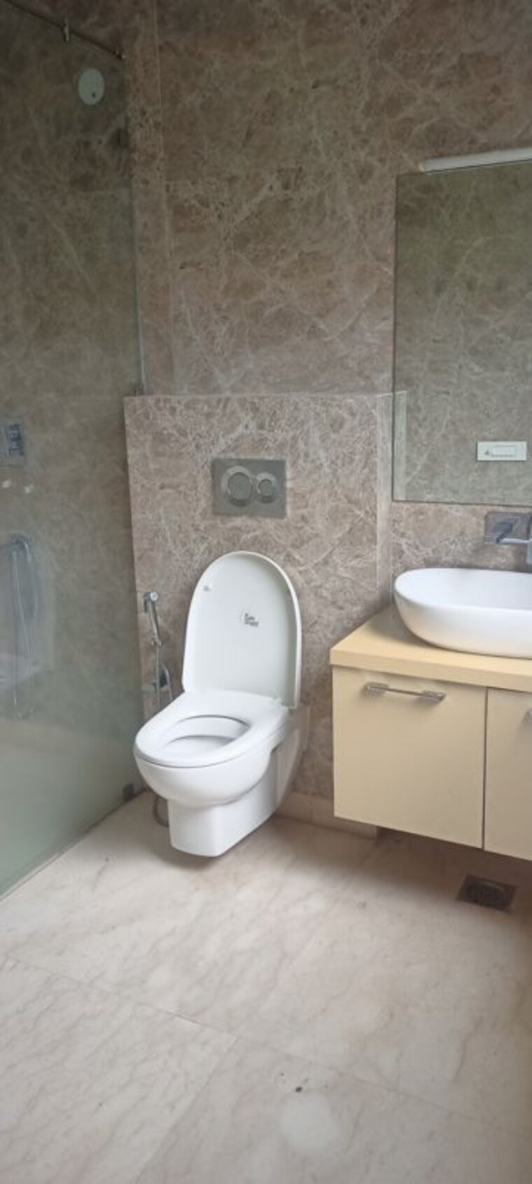 Bathroom, mohit-house 3 Bedroom 2700 Sq.Ft. Builder Floor In Sushant Lok I Gurgaon 10606557