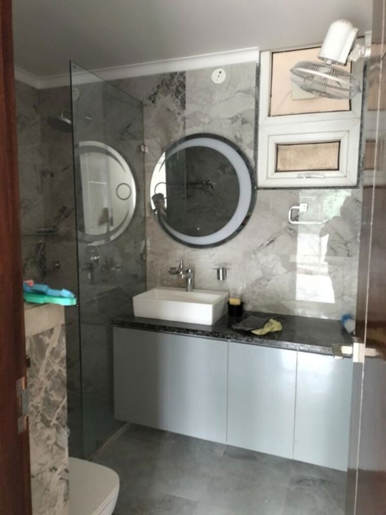 Bathroom, ansal-sushant-lok-i 3 Bedroom 2700 Sq.Ft. Builder Floor In Sector 43 Gurgaon 10606566