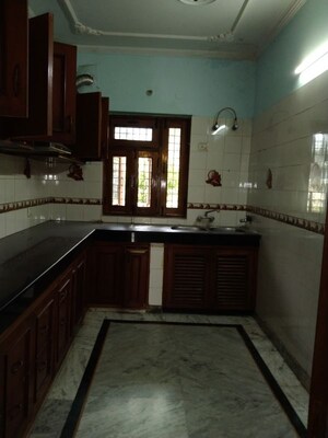 Kitchen in 2.5 BHK Villa at Sector 21 – for Rent