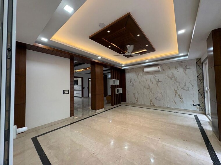 Room, sushant lok i 3 Bedroom 215 Sq.Yd. Builder Floor In Sushant Lok I Gurgaon 10606603