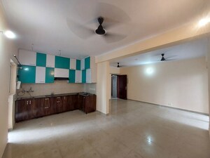 Room in 3 BHK Apartment at Saviour Park, Mohan Nagar – for Rent