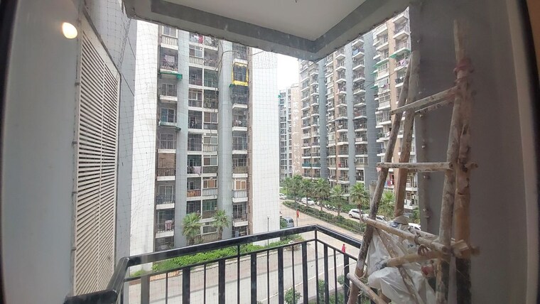 Balcony, saviour-park 3 Bedroom 1525 Sq.Ft. Apartment In Mohan Nagar Ghaziabad 10605735