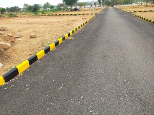  Plot For Sale in Yellagiri