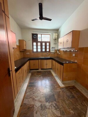 Kitchen in 3 BHK Builder Floor at Dlf Phase I – for Rent