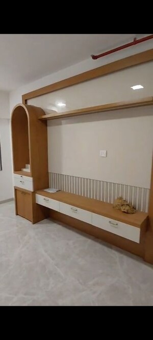 Furnished Amenities in 2 BHK Apartment at Olympia Tower, Jacob Circle – for Rent