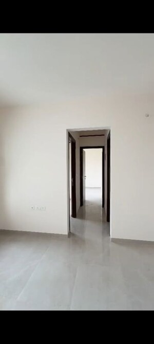 Room in 1 BHK Apartment at Metropolis Bayside, Kasarvadavali – for Rent