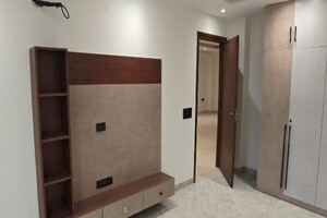 Room in 3 BHK Builder Floor at Sector 7 – for Sale