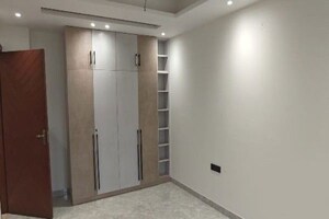 Room in 3 BHK Builder Floor at Sector 7 – for Sale