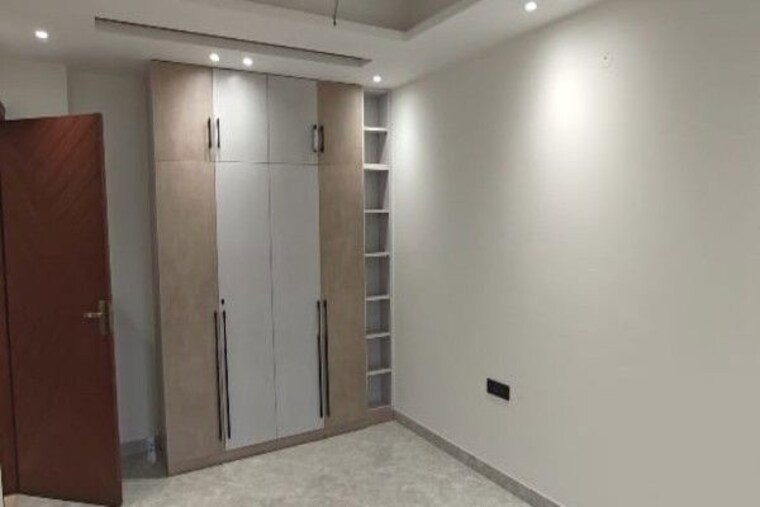 Room, sector 7 3 Bedroom 2250 Sq.Ft. Builder Floor In Sector 7 Gurgaon 10606610