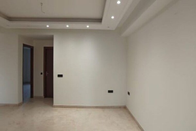 Room, sector 7 3 Bedroom 2250 Sq.Ft. Builder Floor In Sector 7 Gurgaon 10606610