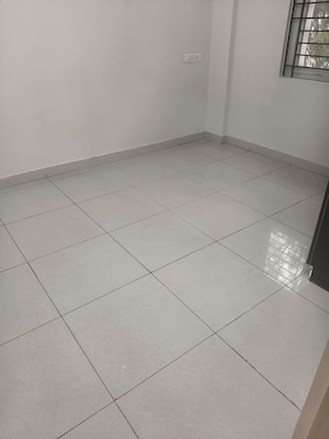 Room in 3 BHK Builder Floor at Hsr Layout – for Rent