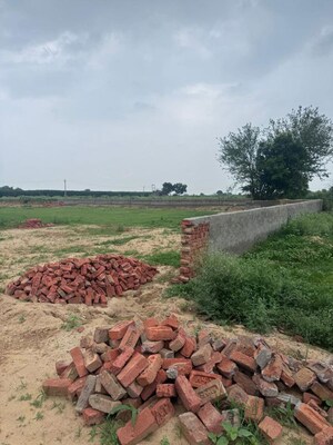  Plot For Sale in Jewar