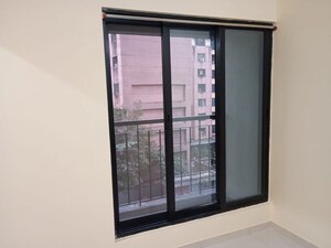 Room in 1 BHK Apartment at Anant Metropolis Insignia Towers, Kasarvadavali – for Rent