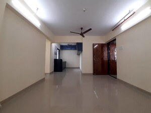 Room in 2 BHK Apartment at Shiv Dham Apartment, Goregaon East – for Rent