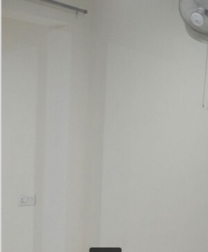 Room in 1 RK Builder Floor at Vipul World Floors, Sector 48 – for Rent
