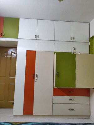 Furnished Amenities in 4 BHK Builder Floor at Hsr Layout – for Rent
