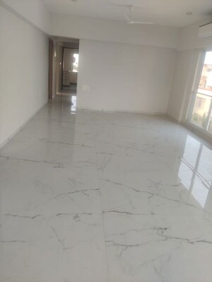 Living Room in 3 BHK Apartment at Chembur – for Rent
