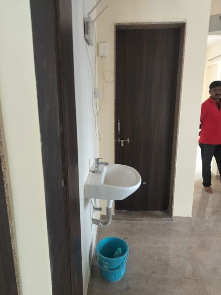 Bathroom, maanvi-sai-arcade 2 Bedroom 850 Sq.Ft. Apartment In Undri Pune 10606671
