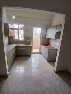 3 BHK + Study Room Apartment For Rent in Express One