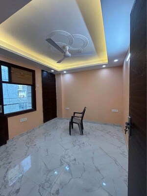 Bedroom in 3 BHK Builder Floor at Ghitorni – for Rent