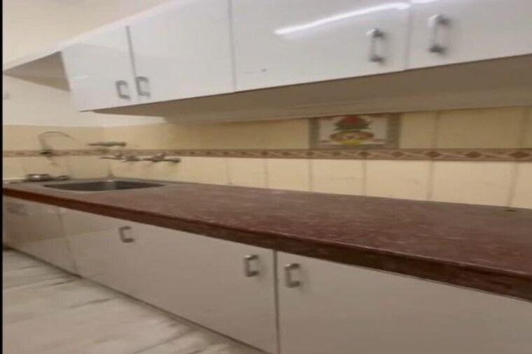 Kitchen, sector 7 3 Bedroom 60 Sq.Yd. Independent House In Sector 7 Gurgaon 10606689