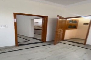 Room in 3 BHK Independent House at Sector 7 – for Sale